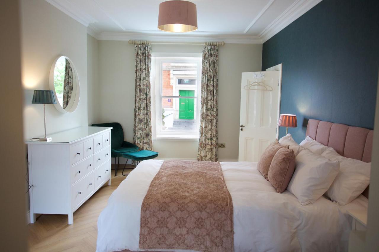Townhouse - St George's Terrace Villa