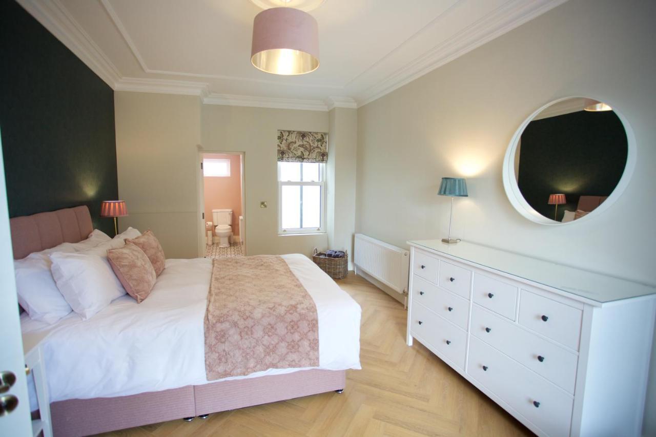 Townhouse - St George's Terrace *
